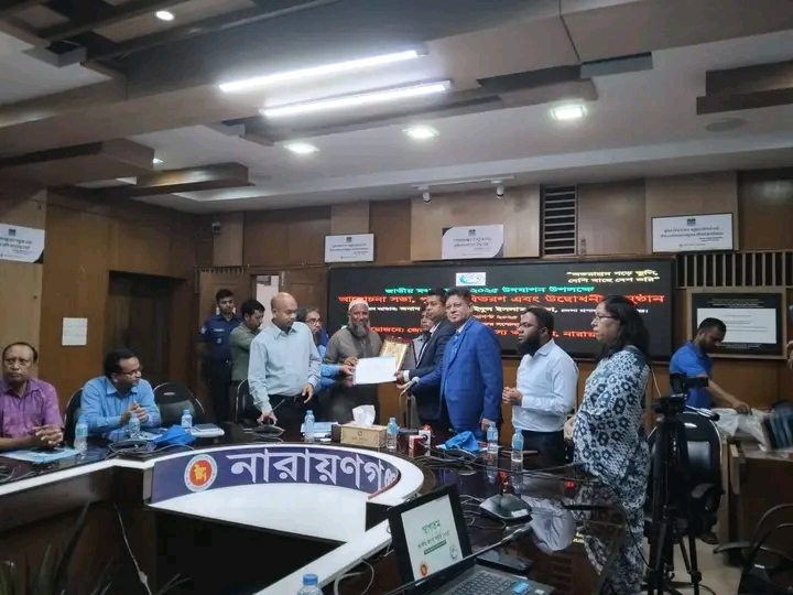 মৎস্য সপ্তাহ ২০২৫ উপলক্ষে শ্রেষ্ঠ মৎস্য চাষীদের পুরস্কার বিতরণ