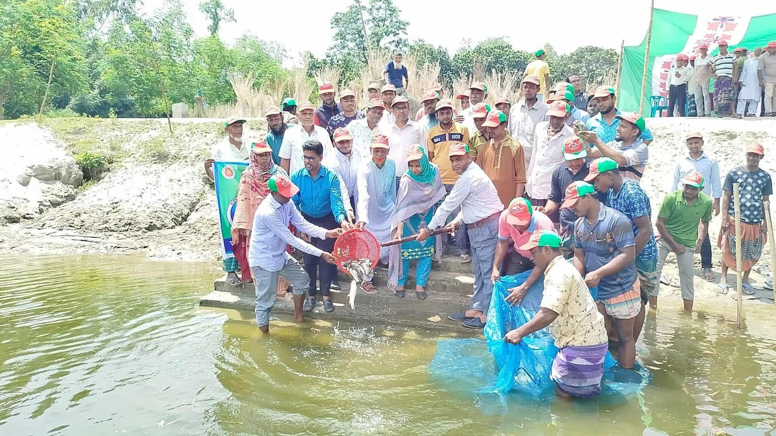 জাতীয় মৎস্য সপ্তাহ ২০২৫ উপলক্ষে পোনা অবমুক্তকরণ