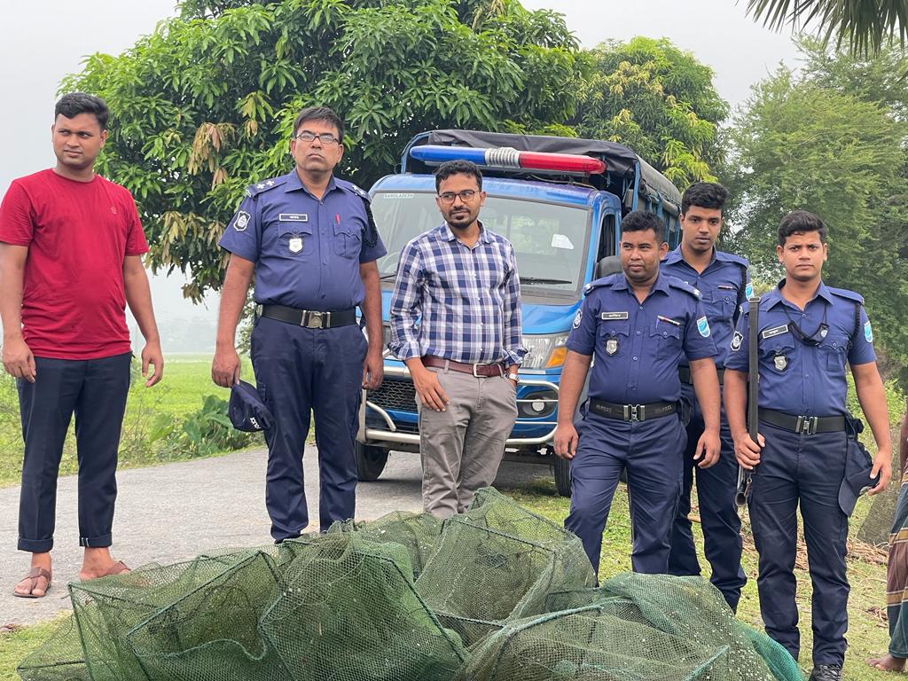 মৎস্য আইন বাস্তবায়নে অভিযান পরিচালনা