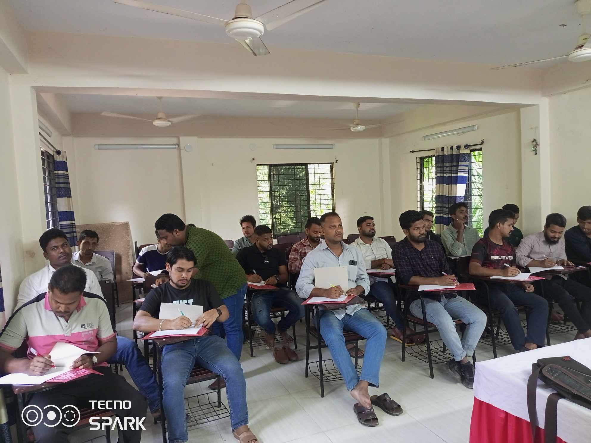 উত্তম মৎস্যচাষ অনুশীলনে কার্পজাতীয় মাছের চাষ ব্যবস্থাপনা " বিষয়ক প্রশিক্ষণ