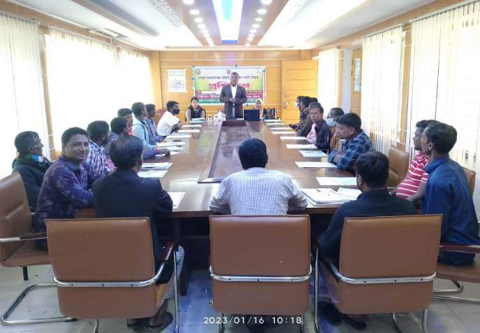 মাছের আহরণোত্তর পরিচর্যা ও সংরক্ষণ পদ্ধতি বিষয়ক প্রশিক্ষণ