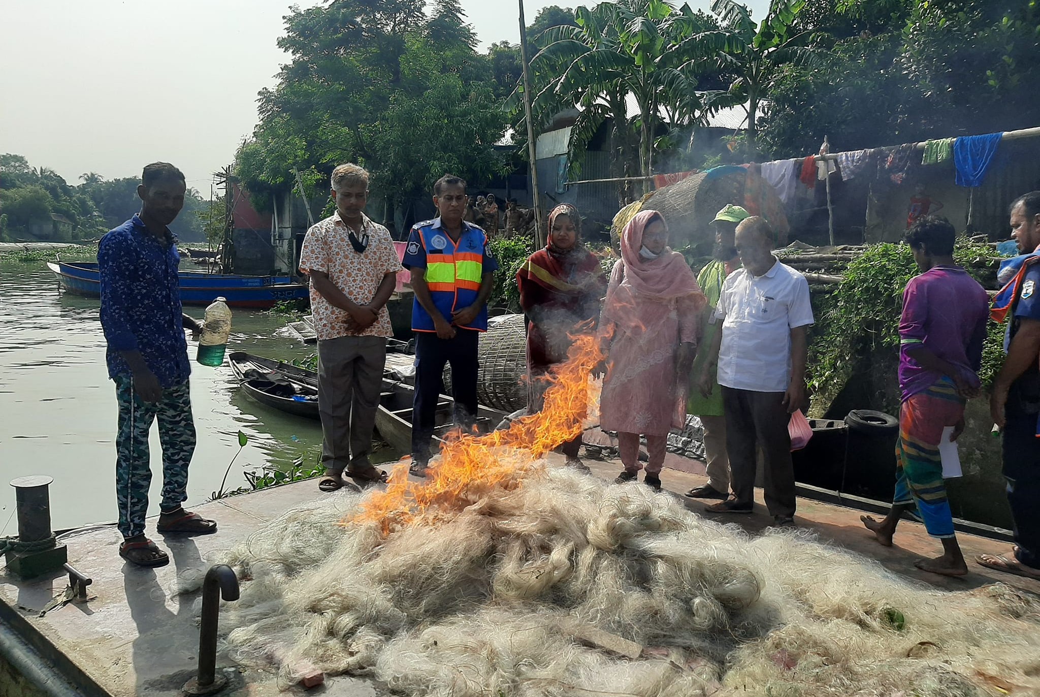 কারেন্ট জাল