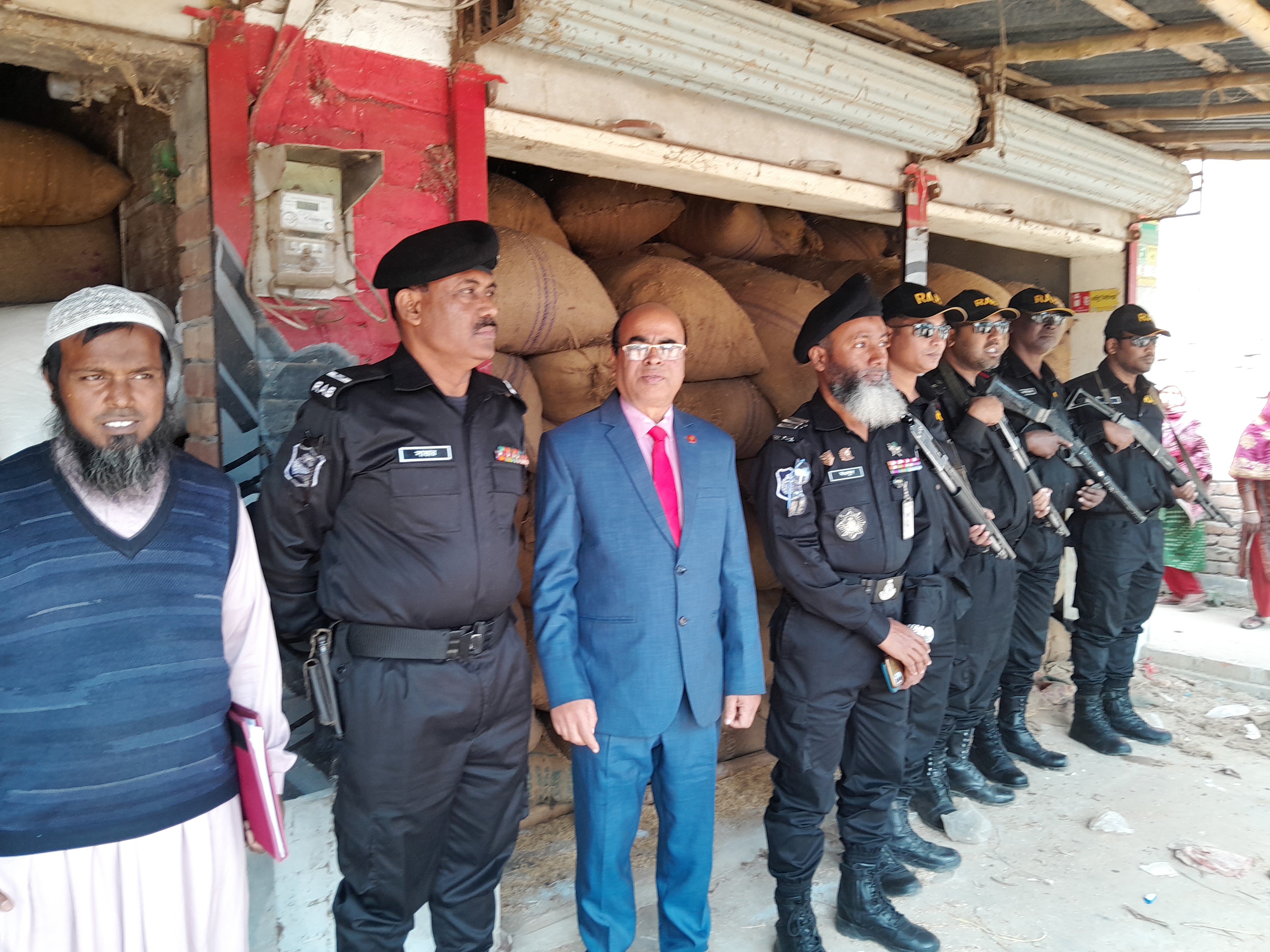 মজুদ বিরোধী অভিযান