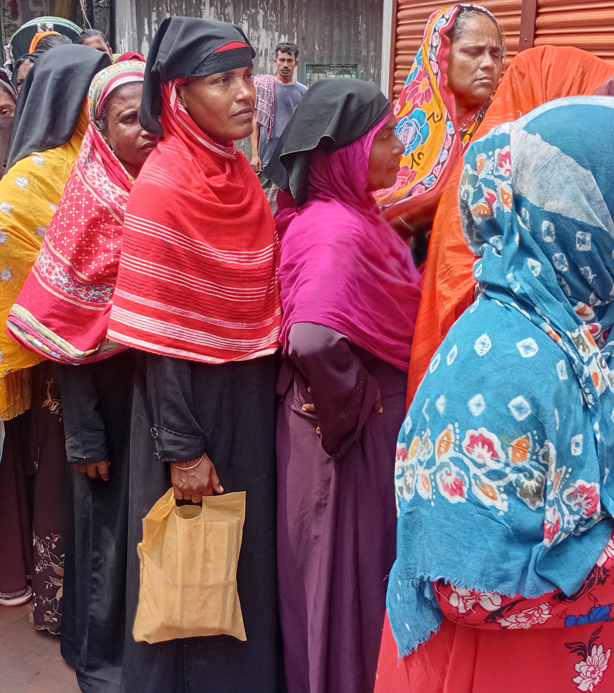 খাদ্যবান্ধব কর্মসূচির ছবি