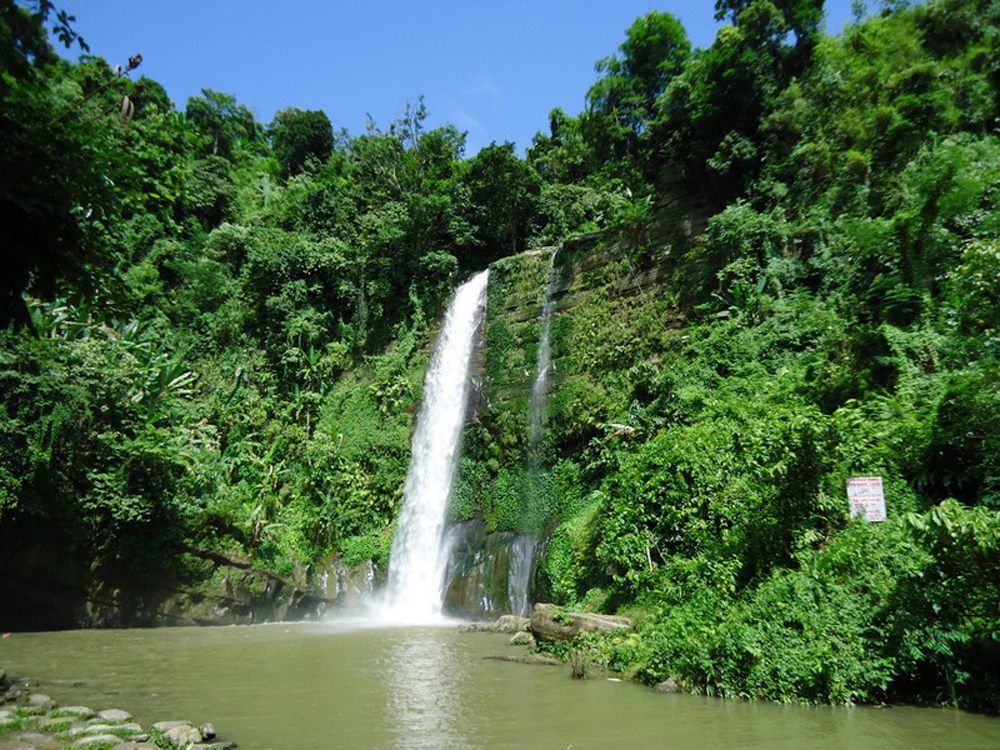 মাধবকুন্ড জলপ্রপাত