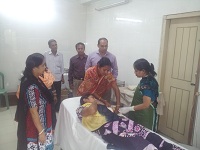 নির্বাহী কর্মকর্তার অপারেশন থিয়েটার পরিদর্শন