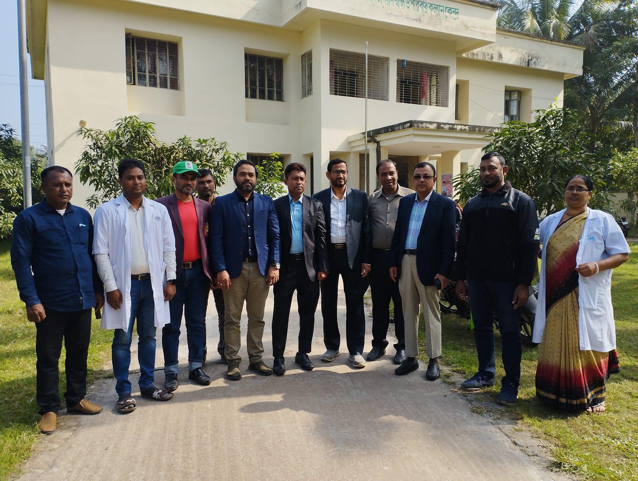 উপপরিচারক পরিবার পরিকল্পনা,বাগেরহাট মহোদয়ের বেতাগা ইউনিয়ন স্বাস্থ্য ও পরিবার কল্যাণ কেন্দ্র পরিদর্শন