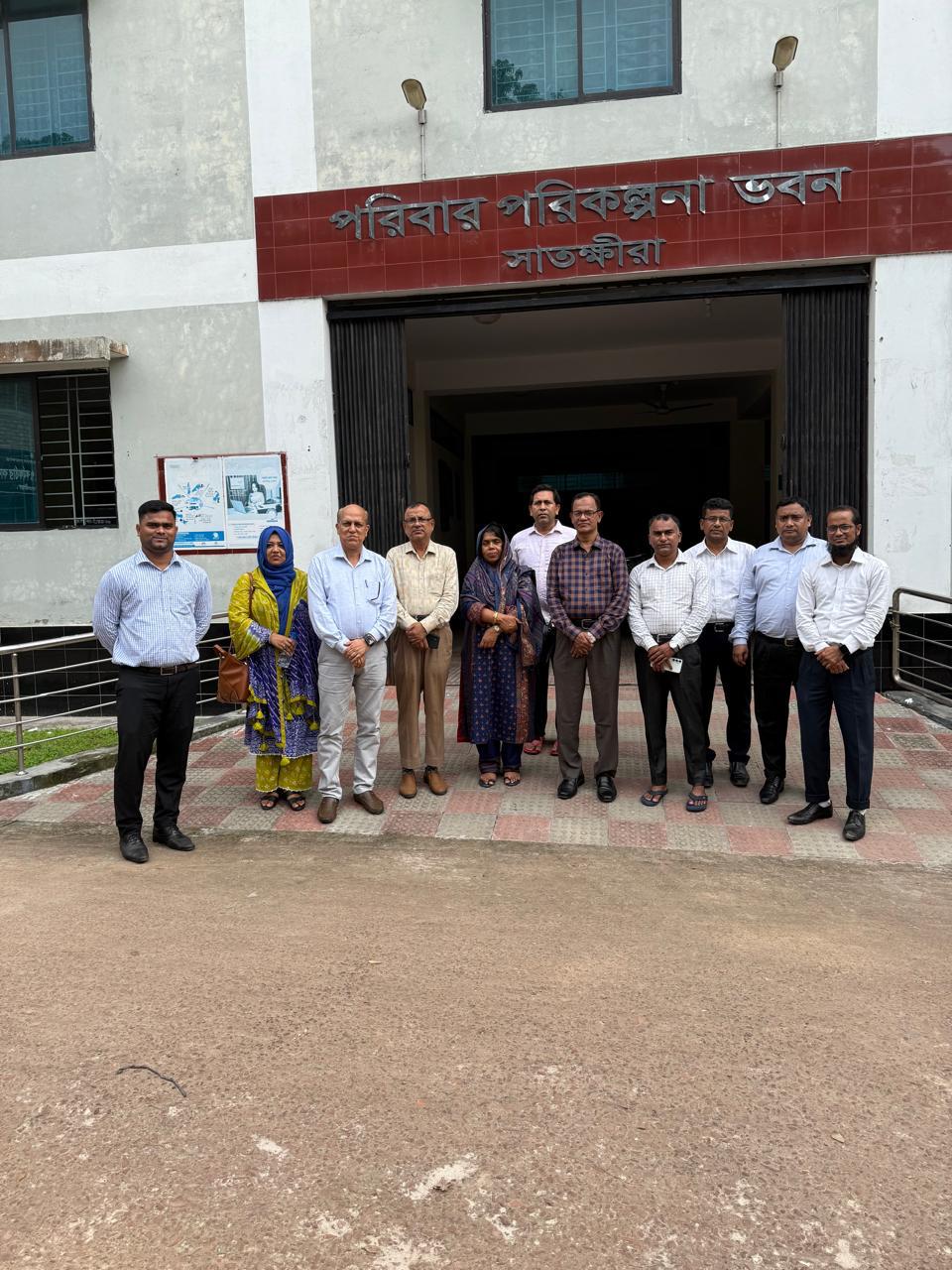 জনাব মোহাম্মদ আবুল কালাম, পরিচালক (অ: দা:), পরিবার পরিকল্পনা, খুলনা বিভাগ কর্তৃক সাতক্ষীরা পরিদর্শন