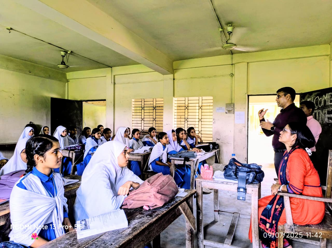 তরুণ-তরুণীদের সমন্বয়ে বিদ্যালয়ে স্বাস্থ্য শিক্ষা কর্মসূচী