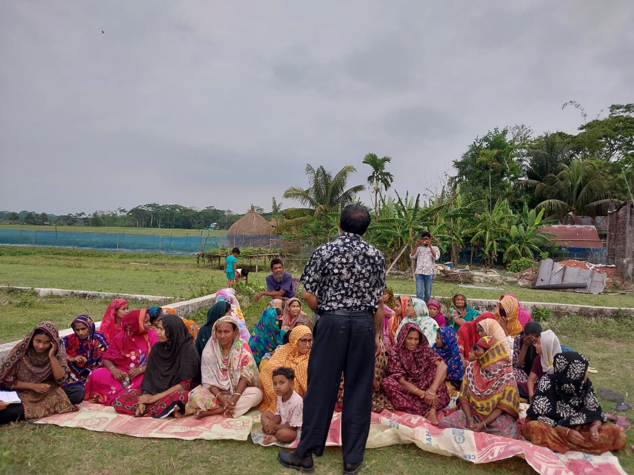 উঠান বৈঠক