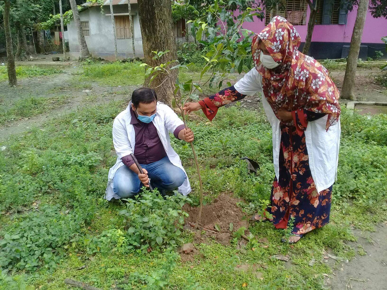 মুজিব্বর্ষ উপলক্ষ্যে গাছ রোপন