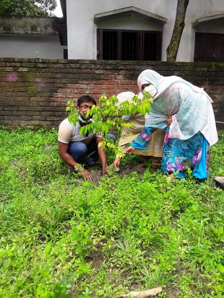 মুজিব্বর্ষ উপলক্ষ্যে গাছ রোপন