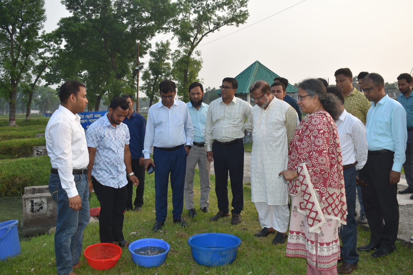 মৎস্য ও প্রাণিসম্পদ মন্ত্রণালয়ের সম্মানিত সচিব মহোদয়ের বিএফআরআই পরিদর্শন