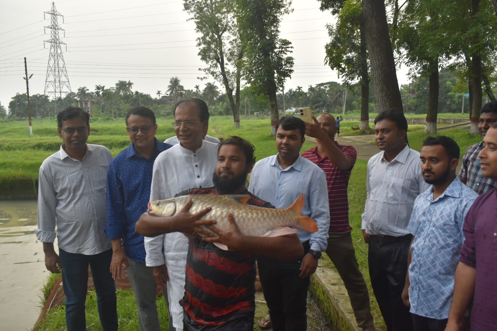 দুর্যোগ ব্যবস্থাপনা ও ত্রাণ মন্ত্রণালয়ের মাননীয় মন্ত্রী জনাব আসাদুল হাবিব দুলু, এমপি মহোদয়ের বিএফআরআই পরিদর্শন