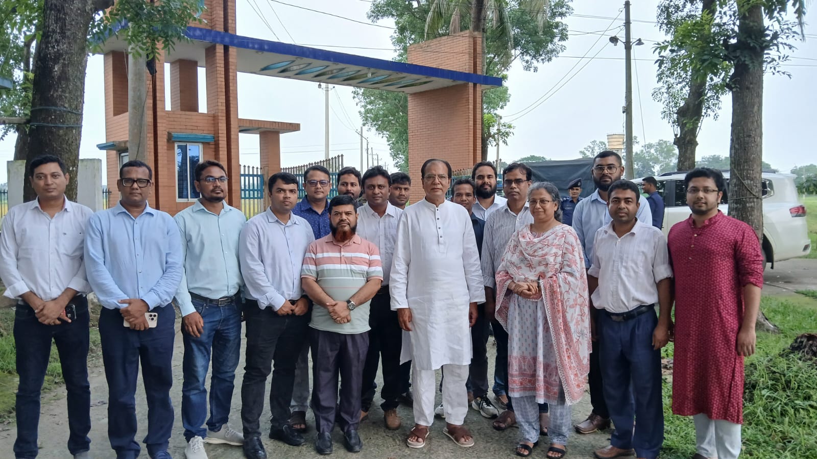 দুর্যোগ ব্যবস্থাপনা ও ত্রাণ মন্ত্রণালয়ের মাননীয় মন্ত্রী জনাব আসাদুল হাবিব দুলু, এমপি মহোদয়ের বিএফআরআই পরিদর্শন