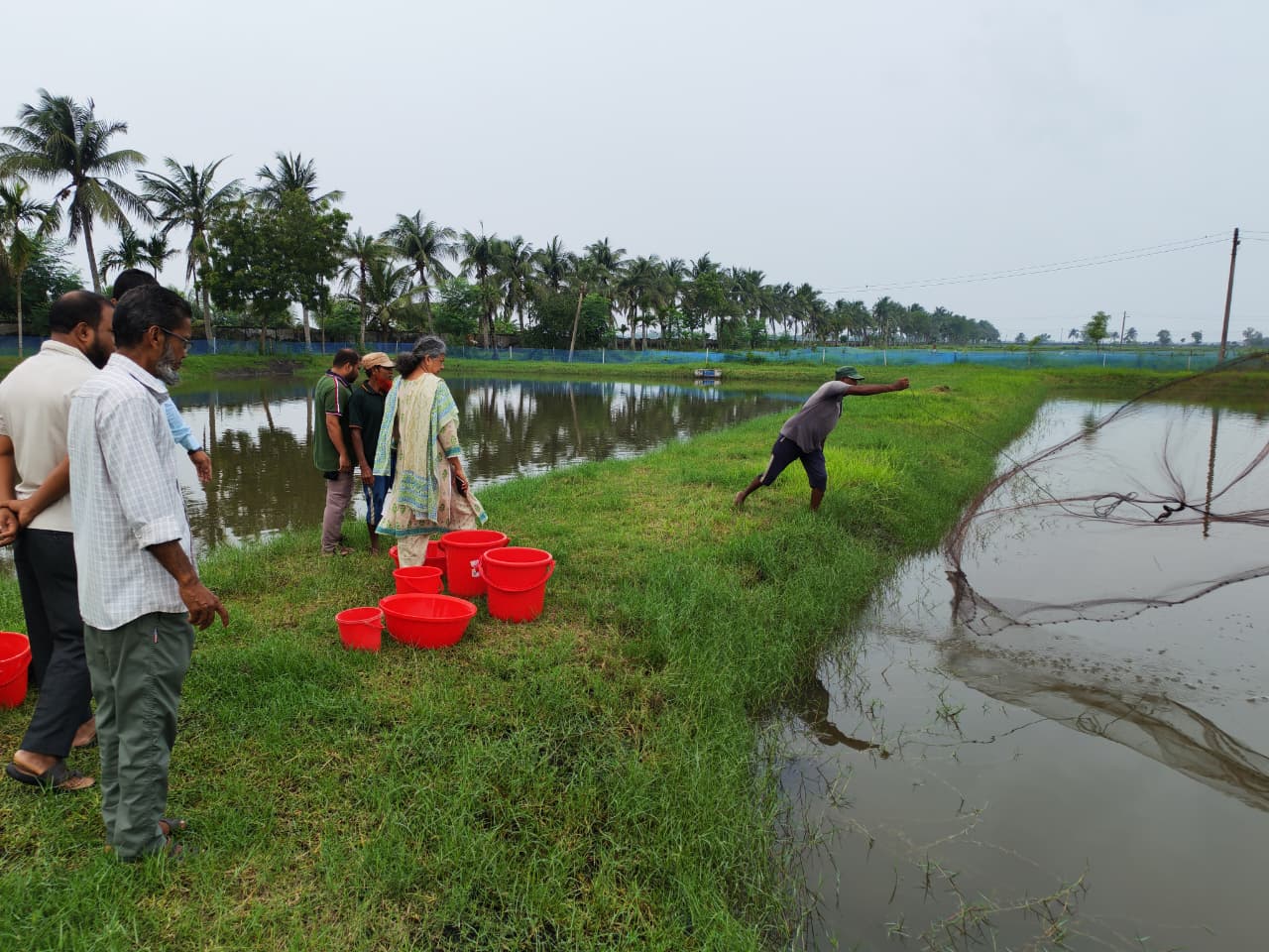 মহাপরিচালক মহোদয়ের কেন্দ্র পরিদর্শন
