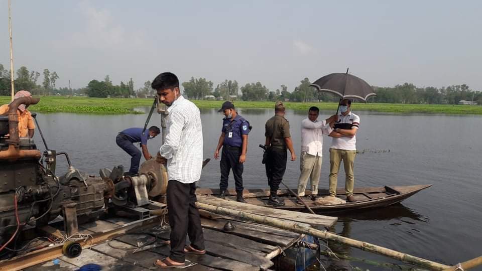 বালু মহাল ও মাটি ব্যবস্থাপনা আইন-২০১০ এর আওতায় মোবাইল কোর্ট পরিচালনা