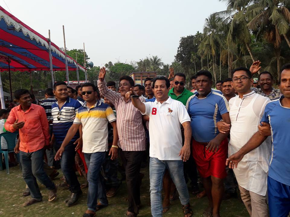 সল্প উন্নত দেশ হতে উন্নয়শীল দেশে উত্তরণের যোগ্যতা অর্জনের ঐতিহাসিক সাফল্য উদ্যাপন উপলক্ষে ১৩ নং গুটুদিয়া ইউনিয়ন পরিষদ অয়োজিত হাডুডু ও বাউল গানের আয়োজন করা হয়।