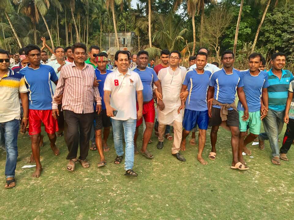 সল্প উন্নত দেশ হতে উন্নয়শীল দেশে উত্তরণের যোগ্যতা অর্জনের ঐতিহাসিক সাফল্য উদ্যাপন উপলক্ষে ১৩ নং গুটুদিয়া ইউনিয়ন পরিষদ অয়োজিত হাডুডু ও বাউল গানের আয়োজন করা হয়।