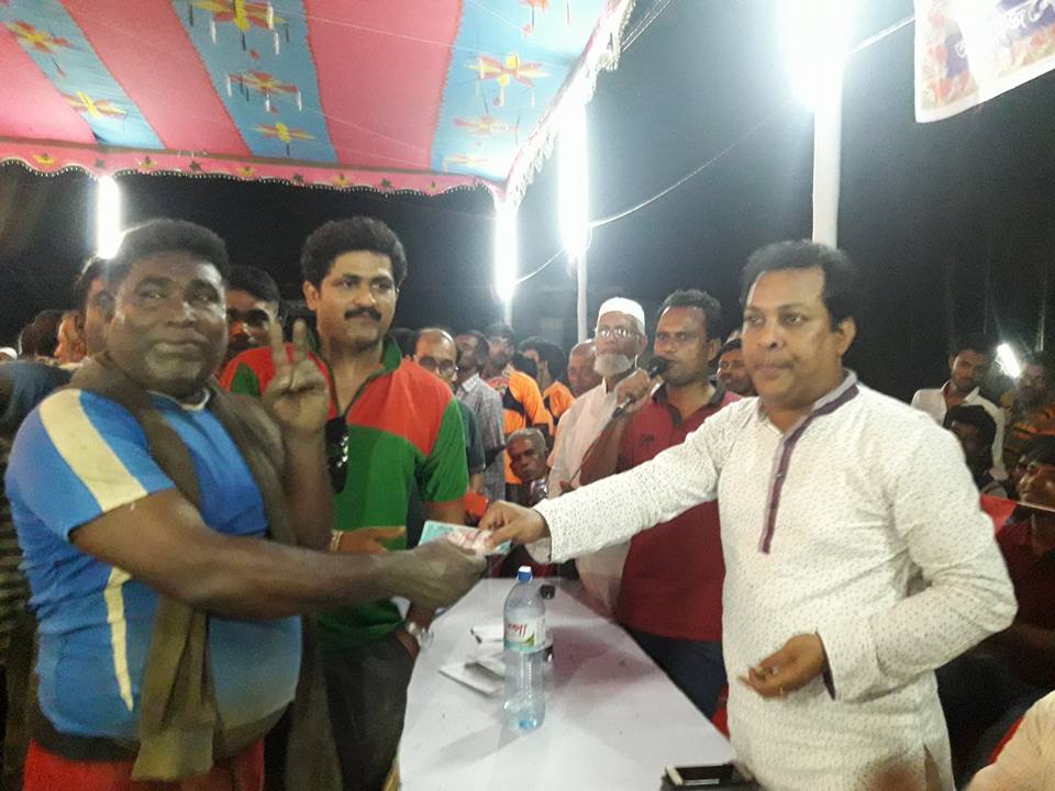 সল্প উন্নত দেশ হতে উন্নয়শীল দেশে উত্তরণের যোগ্যতা অর্জনের ঐতিহাসিক সাফল্য উদ্যাপন উপলক্ষে ১৩ নং গুটুদিয়া ইউনিয়ন পরিষদ অয়োজিত হাডুডু ও বাউল গানের আয়োজন করা হয়।