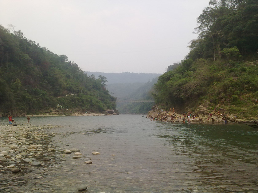 জাফলং এর ডাউকি নদী