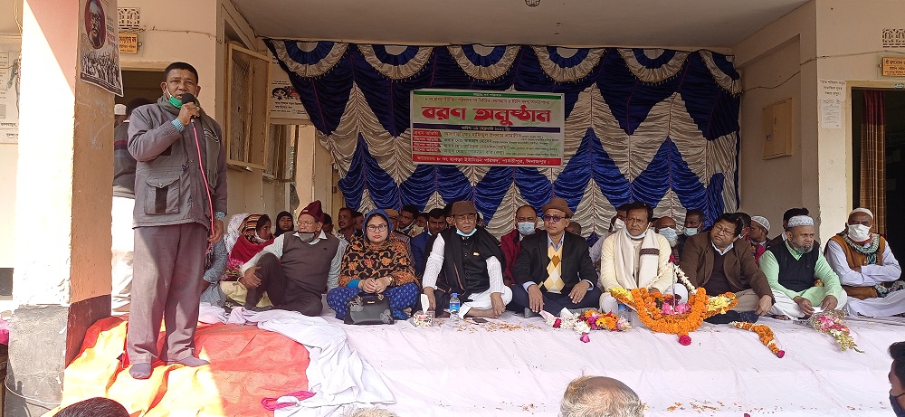 নবনির্বাচিত ইউপি চেয়ারম্যান ও সদস্যগণের প্রথম সভার চিত্র।