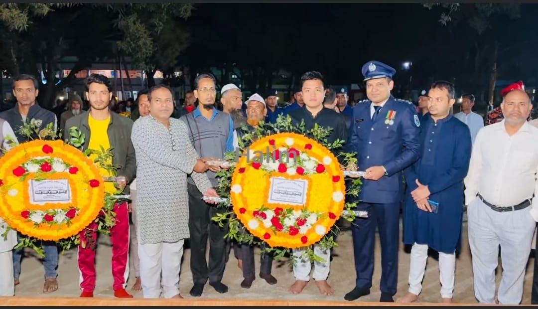 বিজয় দিবসের শ্রদ্ধার্ঘ প্রদান