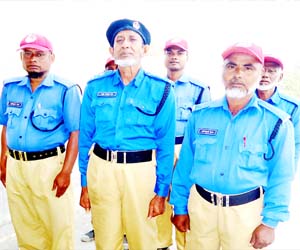 ৯নং হামিদপুরের গ্রাম পুলিশ