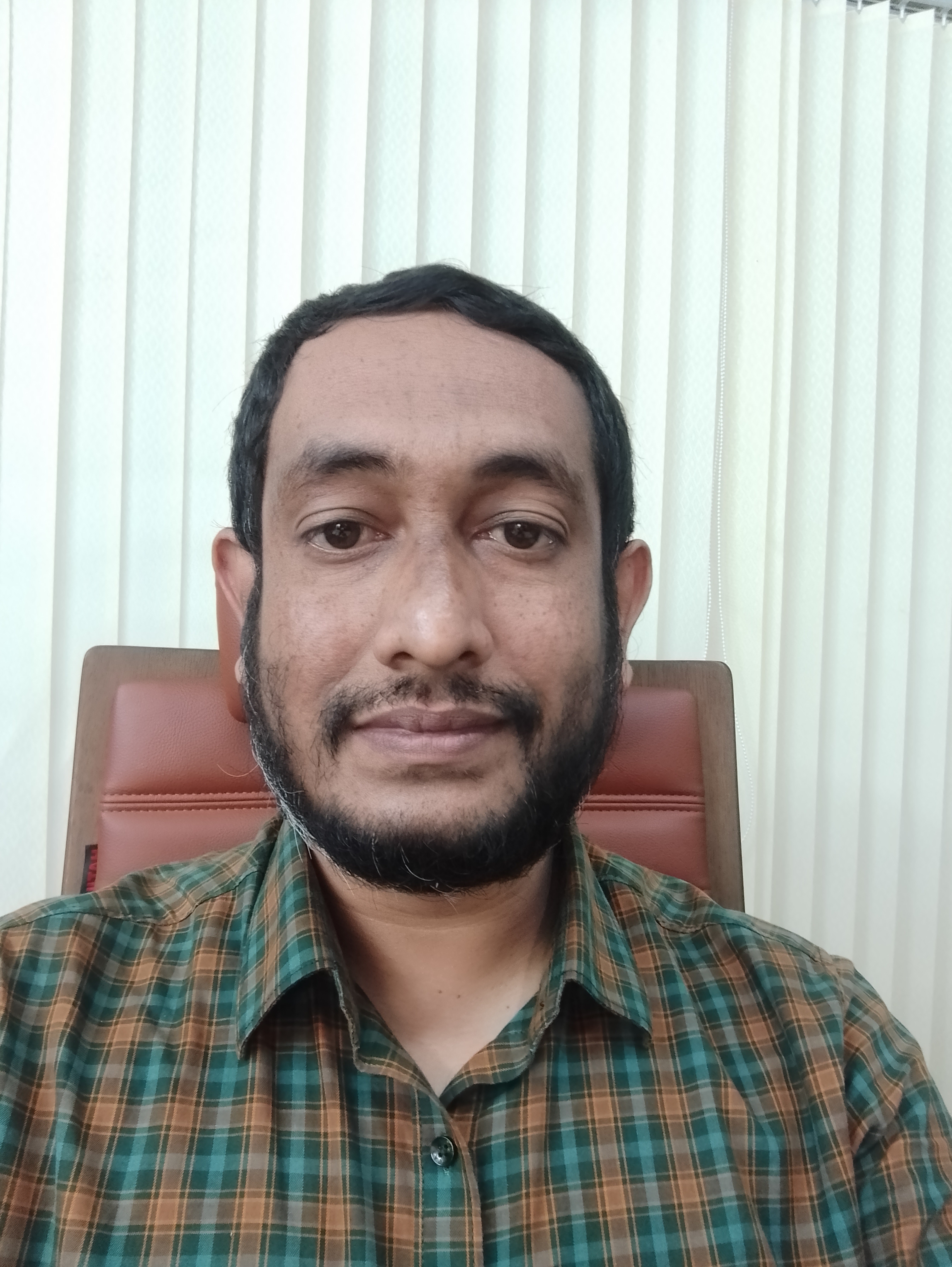 ডাঃডাঃমোঃলুৎফর রহমান আজাদ