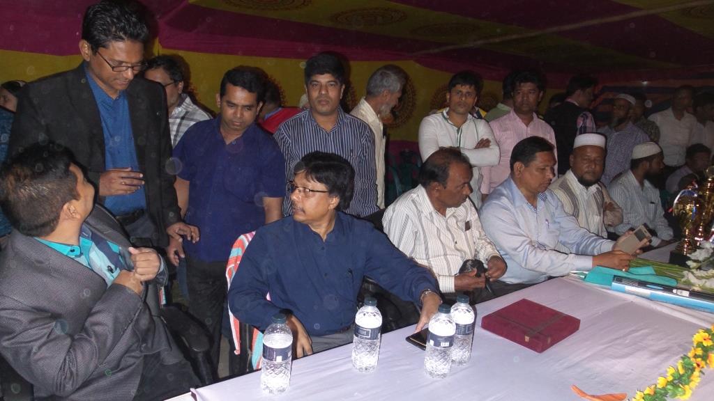 বেডমিন্টন টুনামেন্ট উপলক্ষ্যে ফাইনাল খেলায় মাননীয় সিভিল সার্জন, ডাঃ মুজিবুর রহমান স্যার