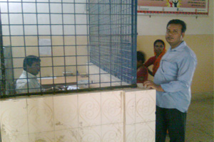 টিকেট প্রদানের দৃশ্য