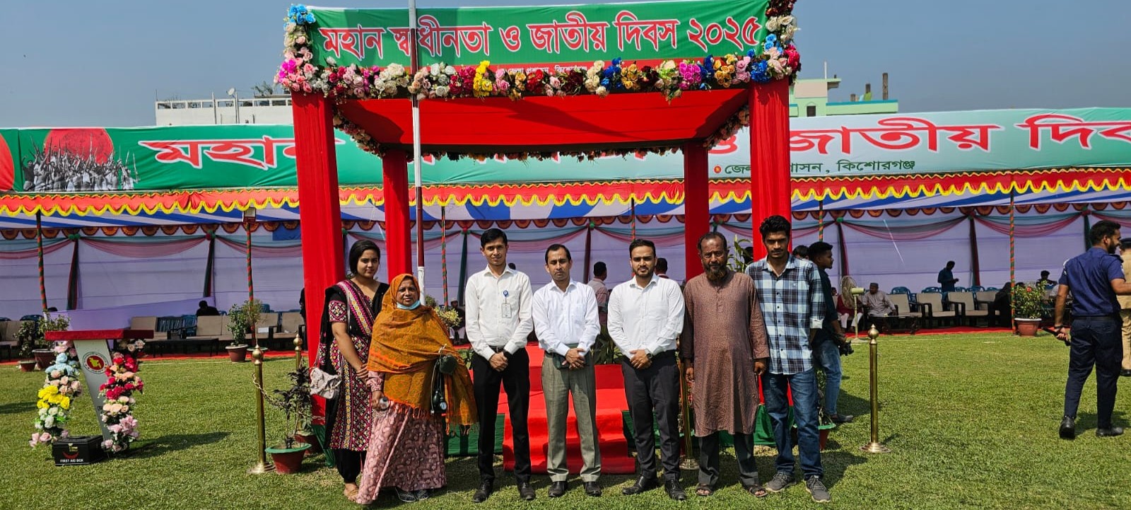 স্বাধীনতা দিবসে উপজেলা স্বাস্থ্য ও পরিবার পরিকল্পনা কর্মকর্তার কার্যালয় এর মেডিকেল টিম
