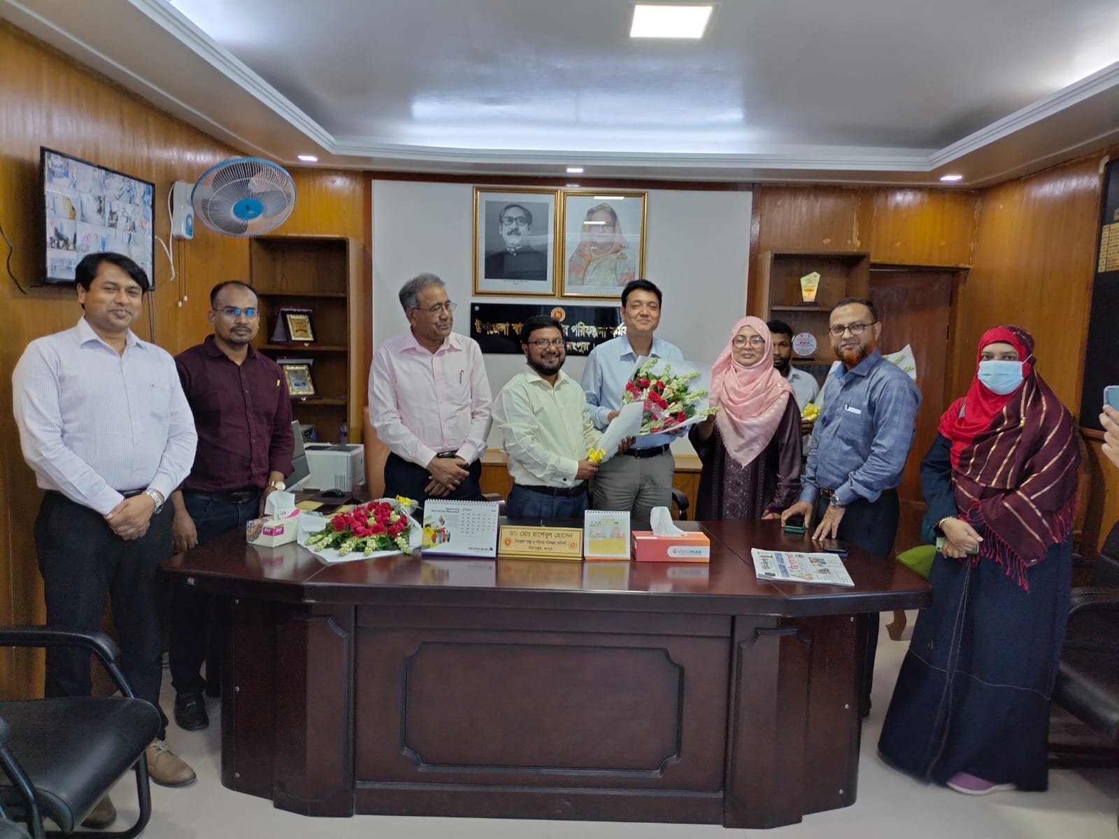 আজ ২৩ অক্টোবর'২০২৩ মিঠাপুকুর উপজেলা স্বাস্থ্য কমপ্লেক্স পরিদর্শন করেন সম্মানিত বিভাগীয় পরিচালক (স্বাস্থ্য) ডাঃ এবিএম আবু হানিফ স্যার। সাথে ছিলেন বিভাগীয় উপপরিচালক ডাঃ মোঃ জাহাঙ্গীর কবির, নবযোগদানকৃত সিভিল সার্জন রংপুর ডাঃ মোঃ ওয়াজেদ আলী ও সহকারী পরিচালক