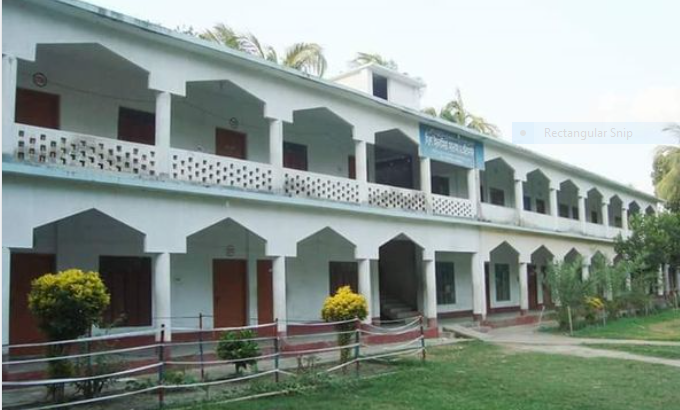 হিরণ ইসলামিয়া মাদ্রাসা ও এতিমখান।