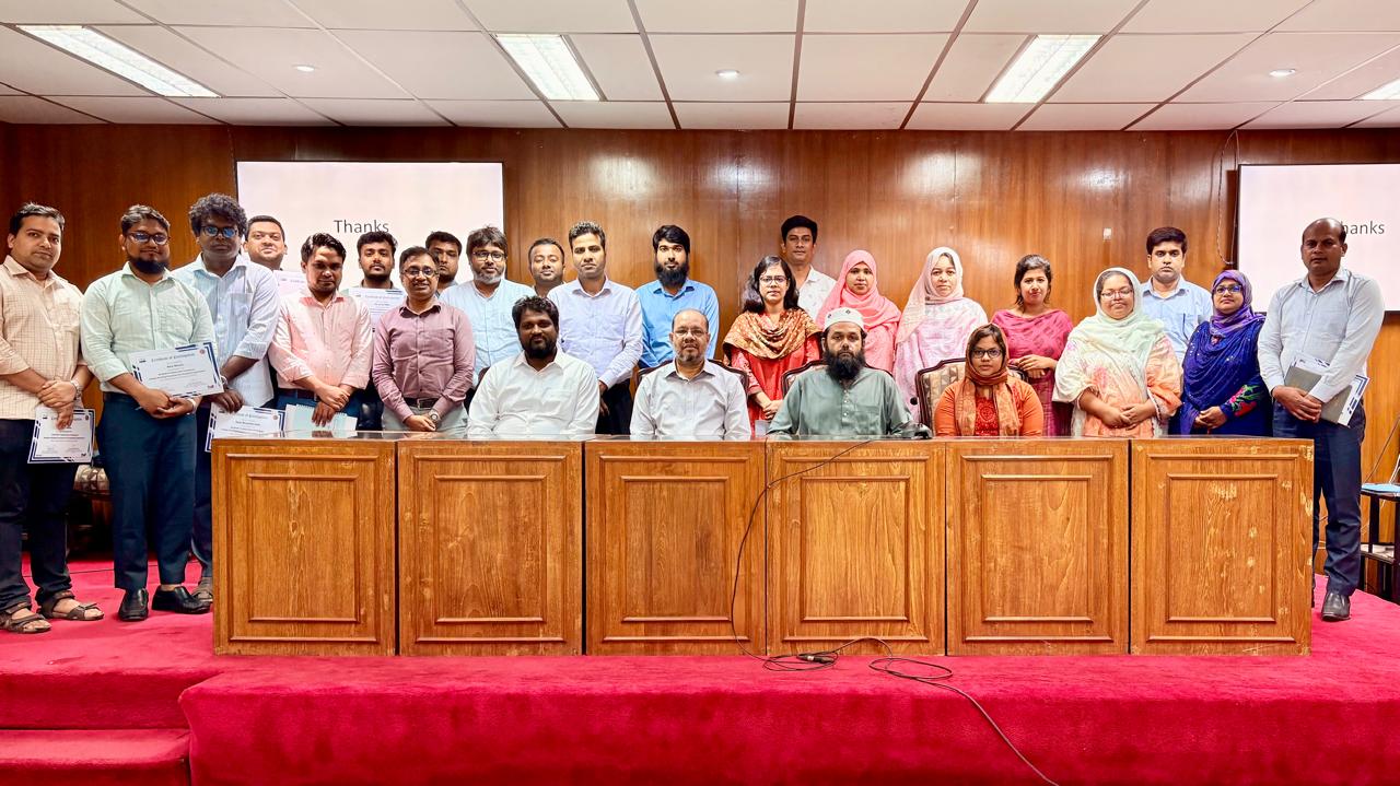 আইএফএসটি, বিসিএসআইআর এবং বাংলাদেশ ট্রেড ফ্যাসিলিটেশন (বিটিএফ) এর যৌথ উদ্যোগে আয়োজিত "Sample Handling Process for Analytical Laboratories" শীর্ষক প্রশিক্ষণ শেষে