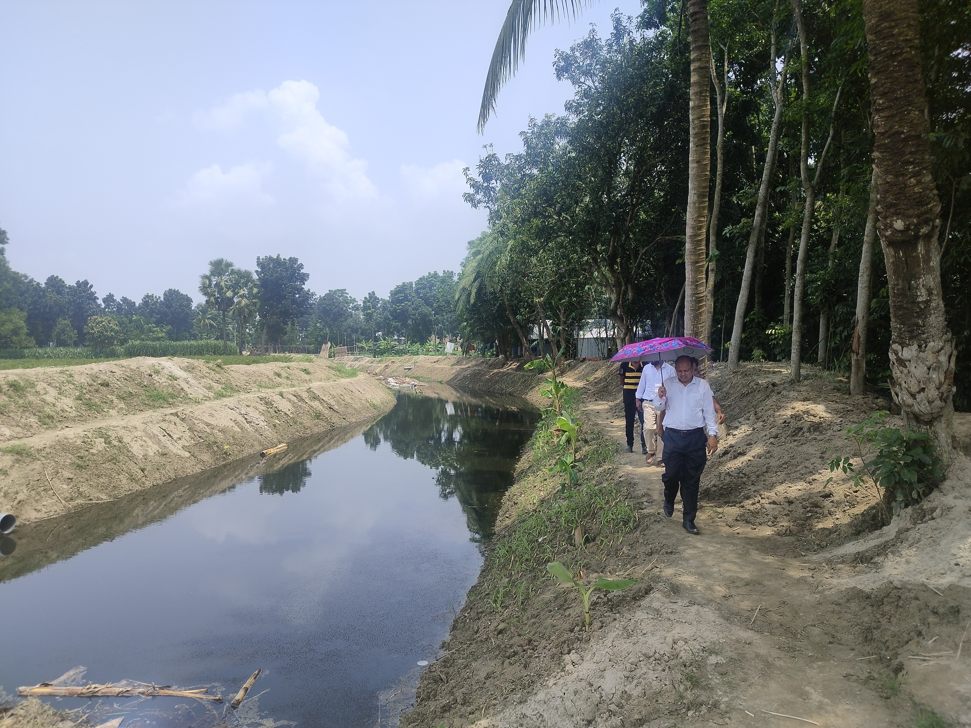দামুকদিয়া খাল পরিদর্শন