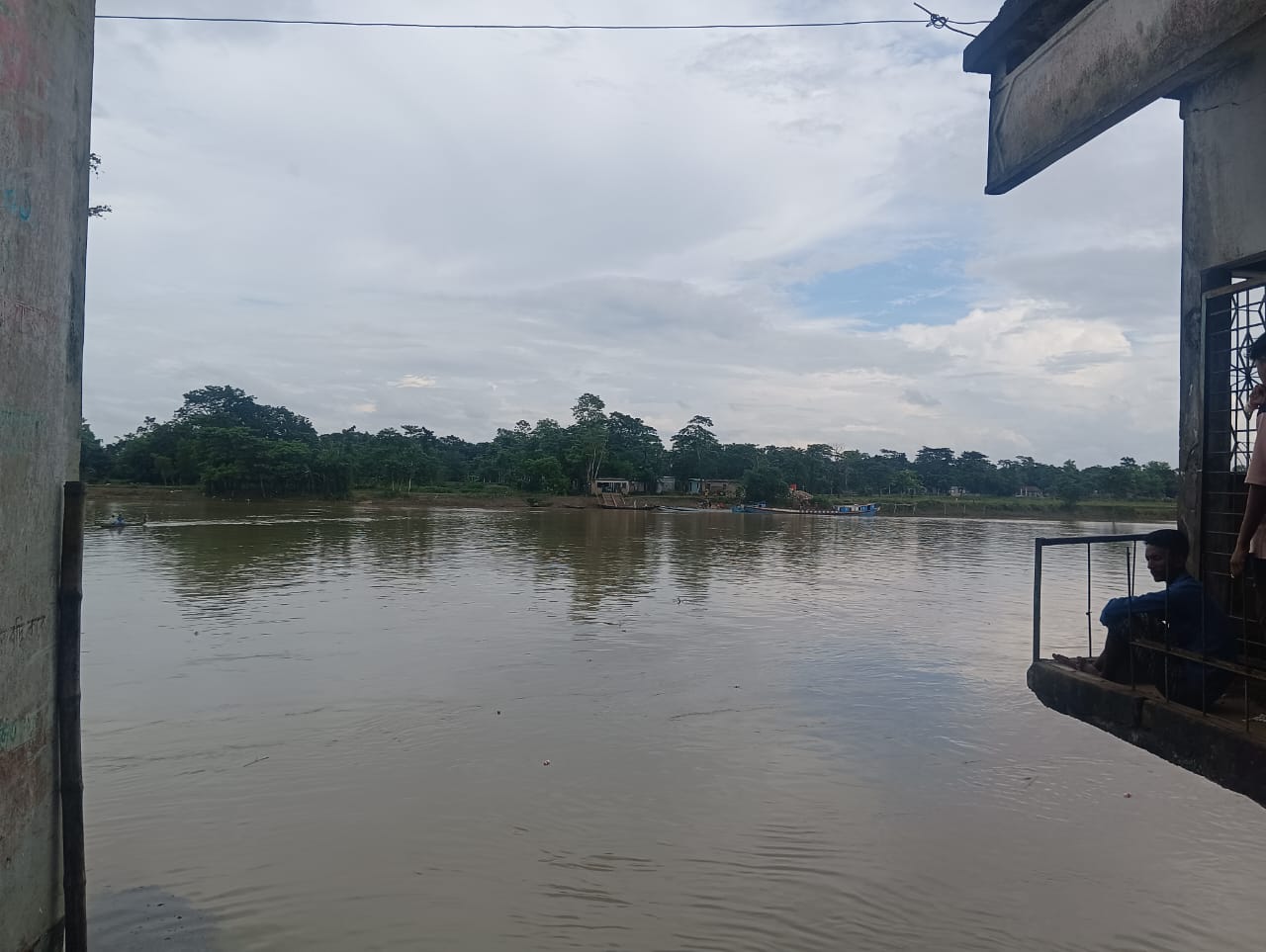 খেয়া ঘাট গাছবাড়ী বাজার