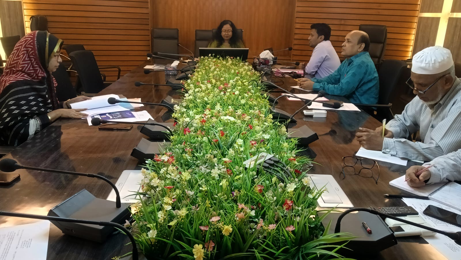 জাতীয় মহিলা সংস্থার জেলা কার্যালয়ের নির্বাহী কর্মকর্তা-জেলা কর্মকর্তা-দায়িত্বপ্রাপ্তদের সাথে সমন্বয় সভা