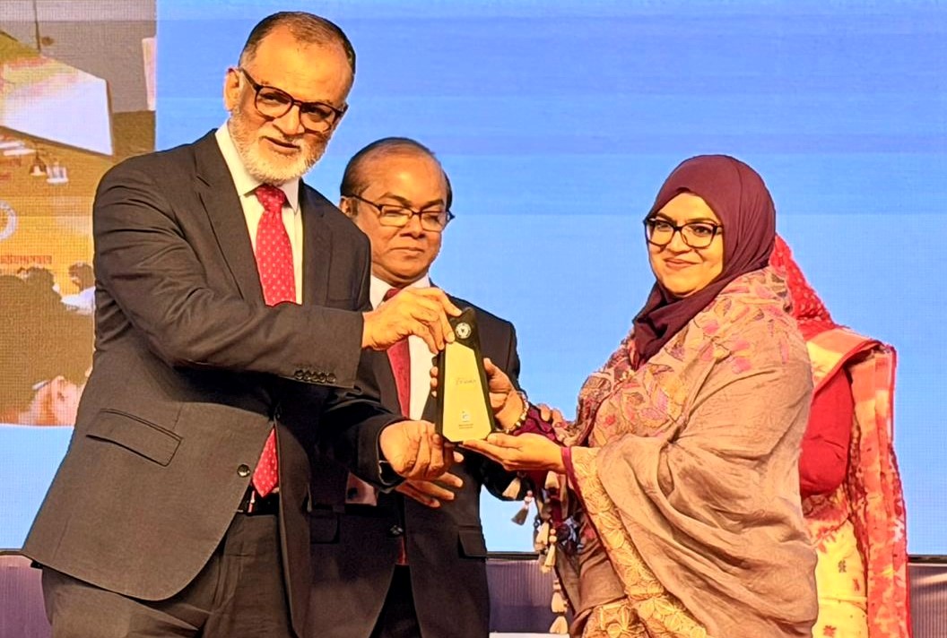 ৩০তম ঢাকা আন্তর্জাতিক বাণিজ্য মেলায় নারী উদ্যোক্তা ক্যাটাগরিতে জয়িতা ফাউন্ডেশনের ১ম পুরস্কার অর্জন।