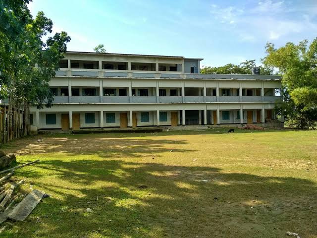 গর্জনিয়া মাদ্রাসা