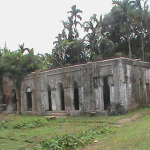 ঈশাখাঁর বাড়ী