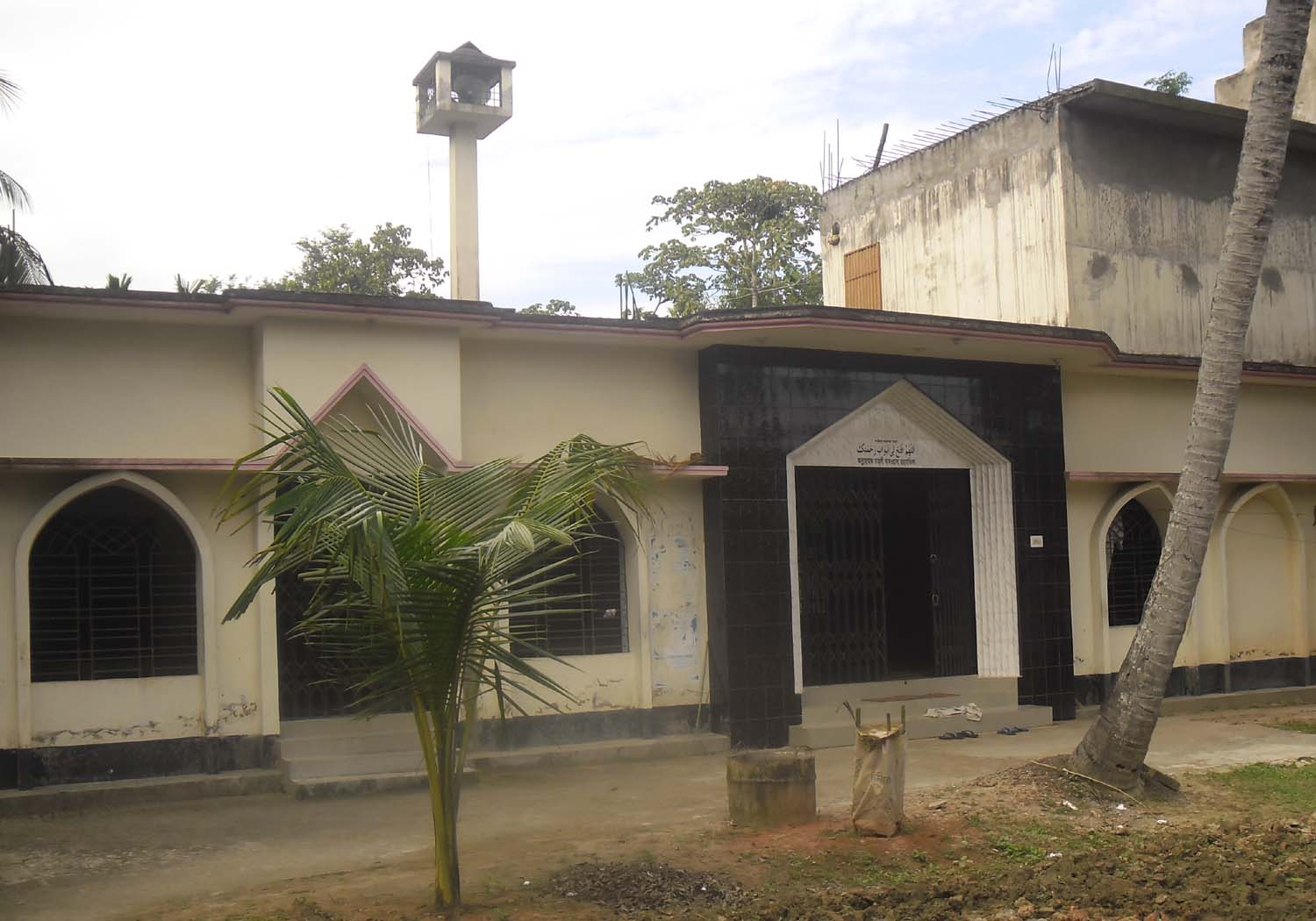 কামালপুর ইউনিয়নের মসজিদ