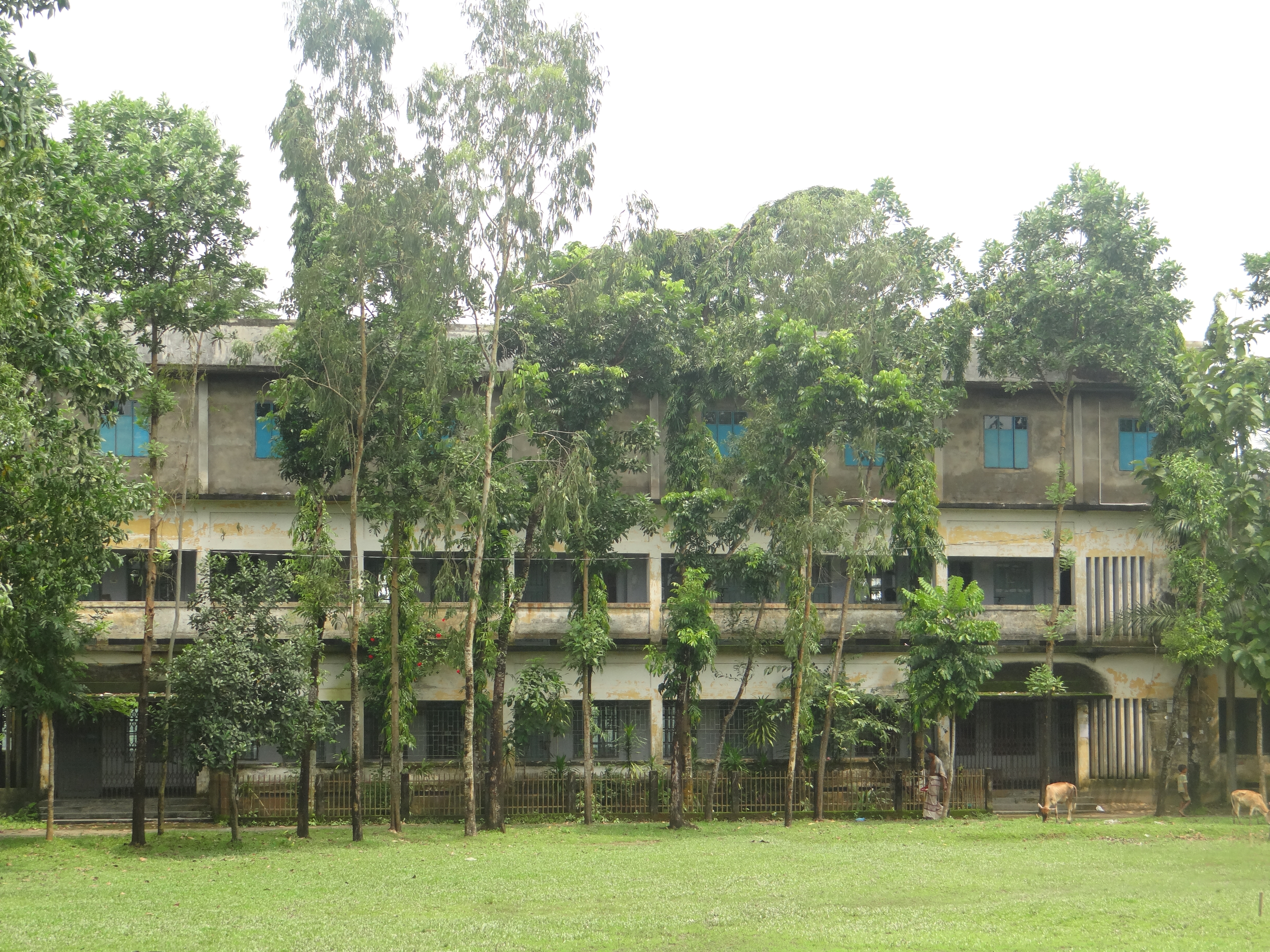 প্রশাসনিক ভবন