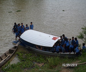 কেংড়াছড়ি ইউনিয়নে বিভিন্ন স্কুলে ছাত্র ছাত্রীদের ছবি