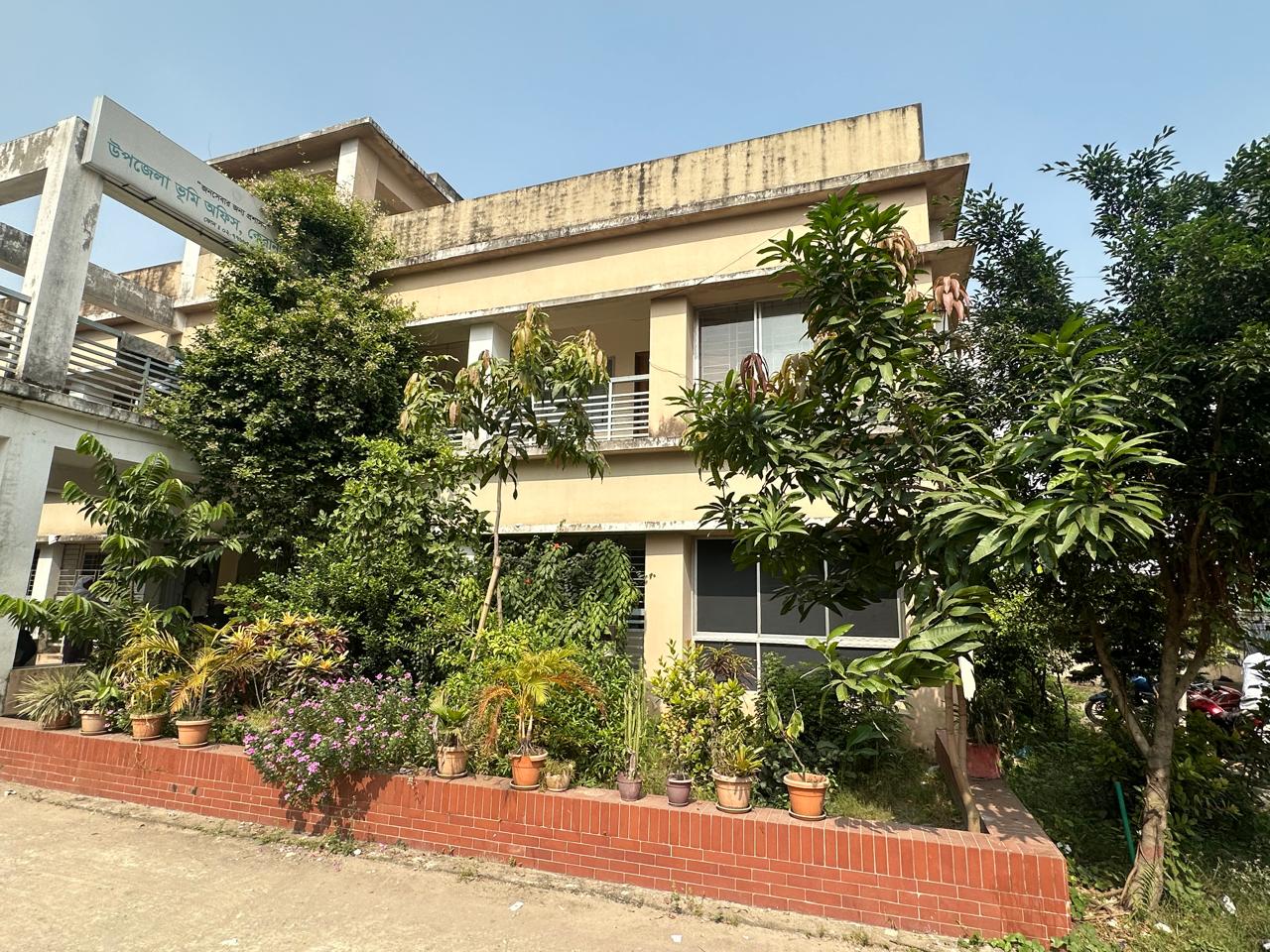 উপজেলা ভূমি অফিস, কেরাণীগঞ্জ, ঢাকা।