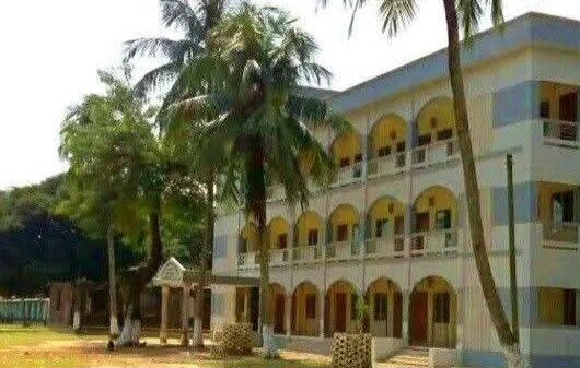 মডেল ভবন