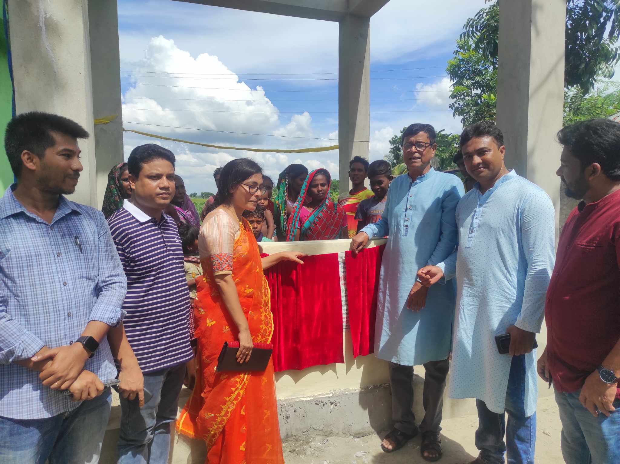 খানগঞ্জ ইউনিয়নে রঘুনাথপুর আদিবাসী পল্লিতে নিরাপদ পানি,স্যানিটেশন ও যোগাযোগ ব্যবস্থা উন্নয়ন