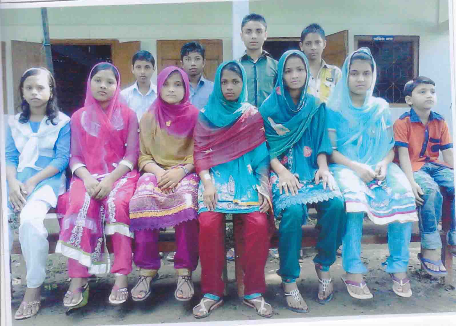 রাইজিঙসান কিন্ডারগাটেন কৃতি শিক্ষাথীর্রা যারা সরকারী ও বিভিন্ন উপবৃত্তি প্রাপ্ত হয়