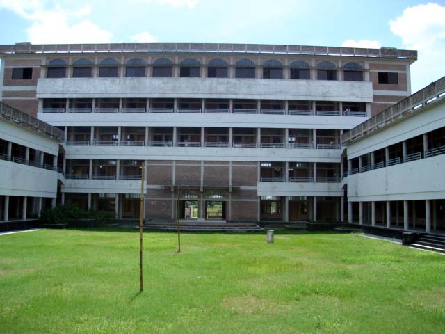 কুড়িগ্রাম পলিটেকনিক ইনস্টিটিউট ভবন এর আভ্যন্তরীন দৃশ্য