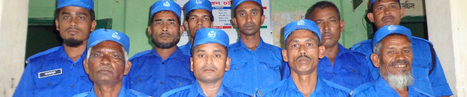 ০৫ নং লক্ষ্মীটারী ইউনিয়নের য়াইন শৃংখলা রক্ষার দায়িত্বে নিয়োজিত গ্রাম পুলিশগনের স্থির চিত্র